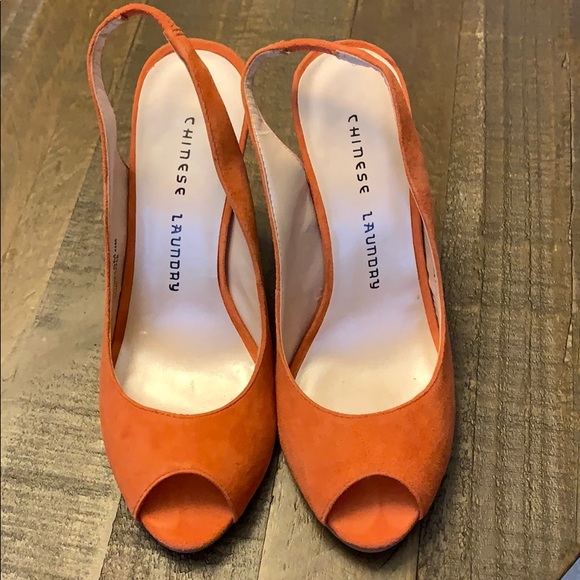 peach colored pumps